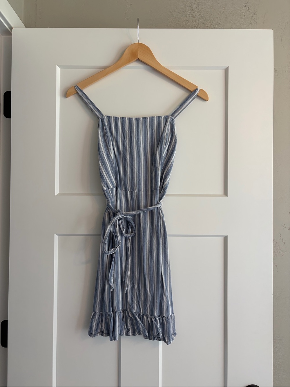 Hollister Blue White Striped Tie Waist Ruffle Midi Dress XS